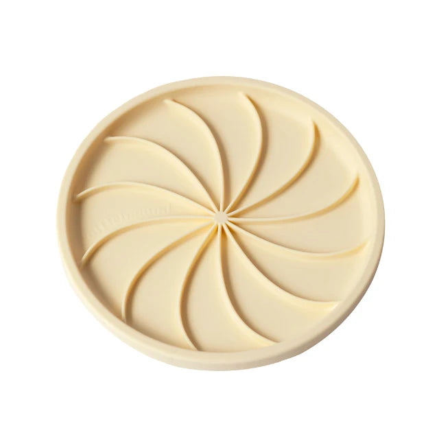 Wheelies Lick Mat & Lid
